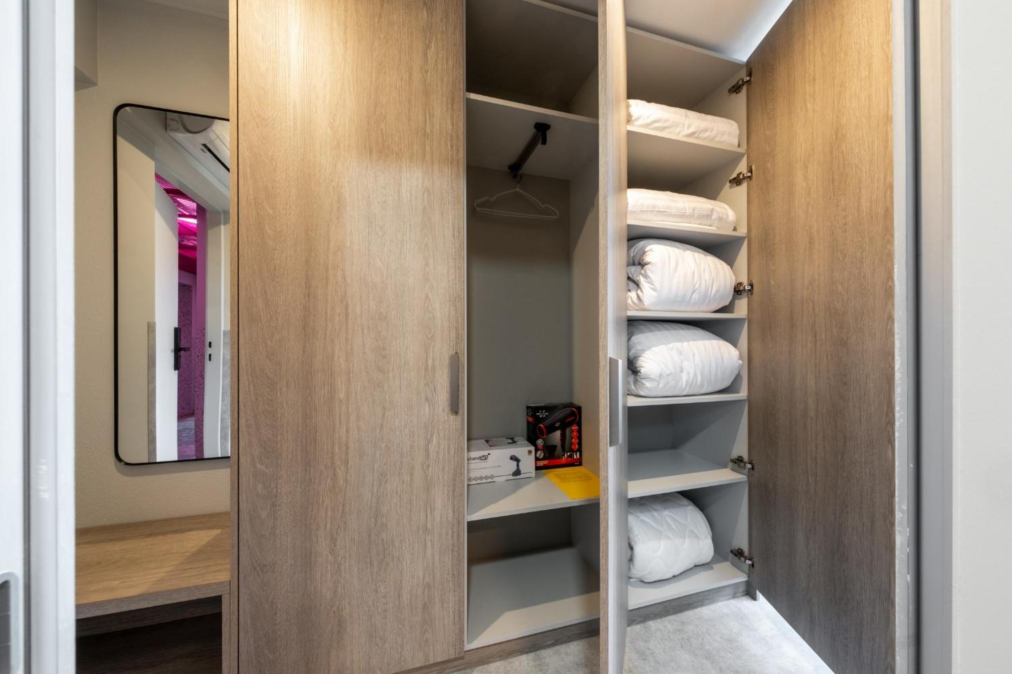 Studio mit Queensize-Bett